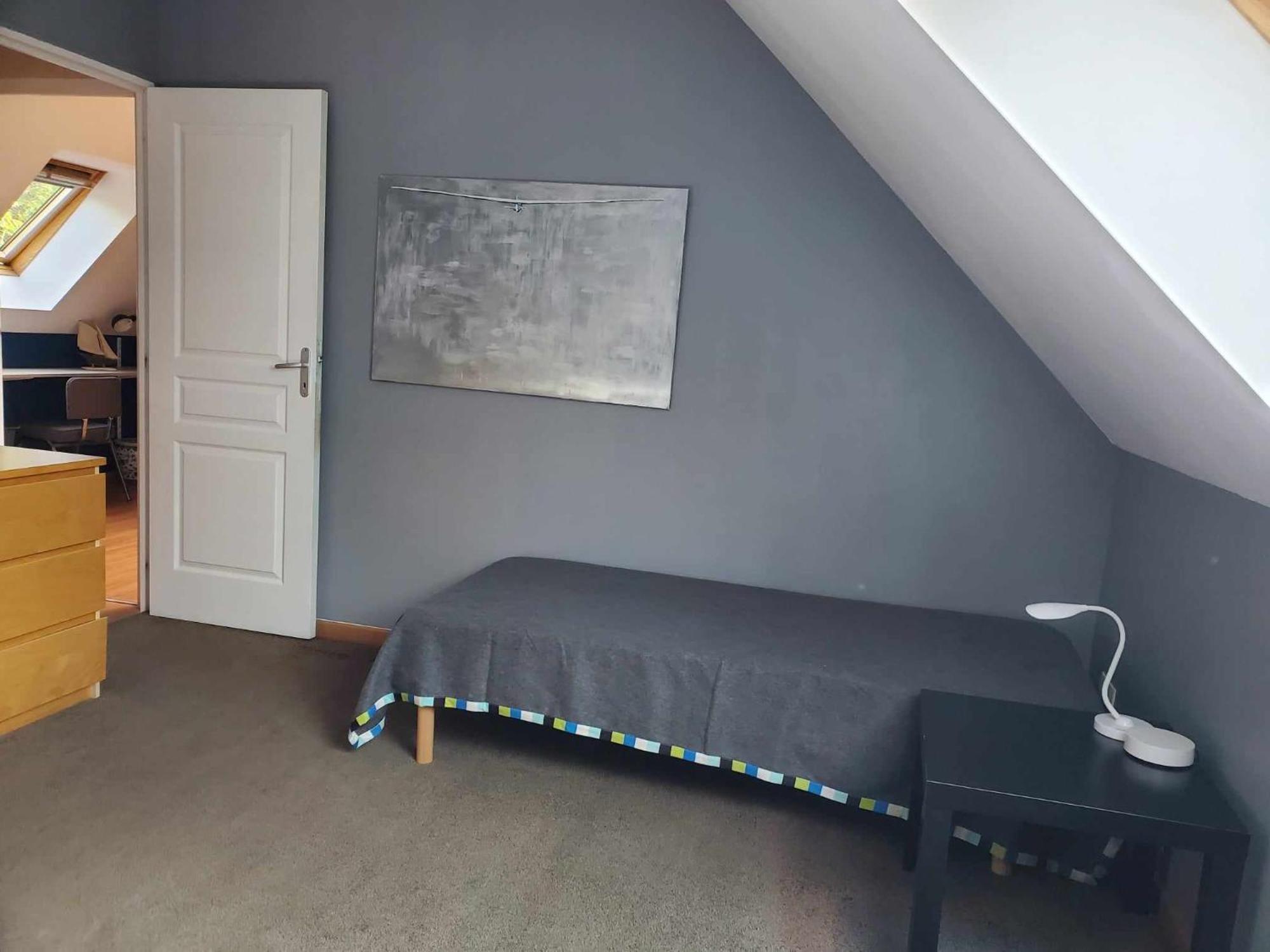 L Etablissement Gold Beach Propose 1 Hebergement , Maison 80M2 Avec Terrain 500M2, Parking Prive A 4 Min Du Port Artificiel D Arromanches, Services Accueil Personnalise, Lits Faits, Serviettes, Menage, Netflix, Wifi Ryes Dış mekan fotoğraf